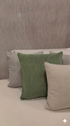 Almofada Maria com Vivo Linho Chevron Classic cor Musgo