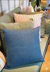 Almofada Pesponto Cross Gallia Stonado cor Azul Mar