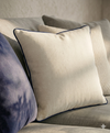 ALMOFADA MARIA - LINHO GALLIA STONADO VIVO LINHO 409 WASHED BASE MARFIM - VIVO MARINHO